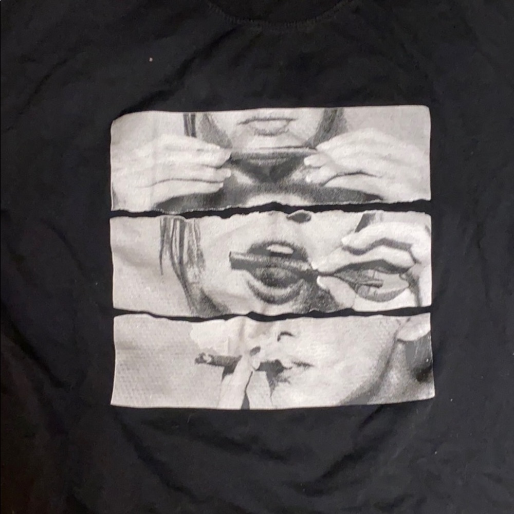 Black comfy T-shirt